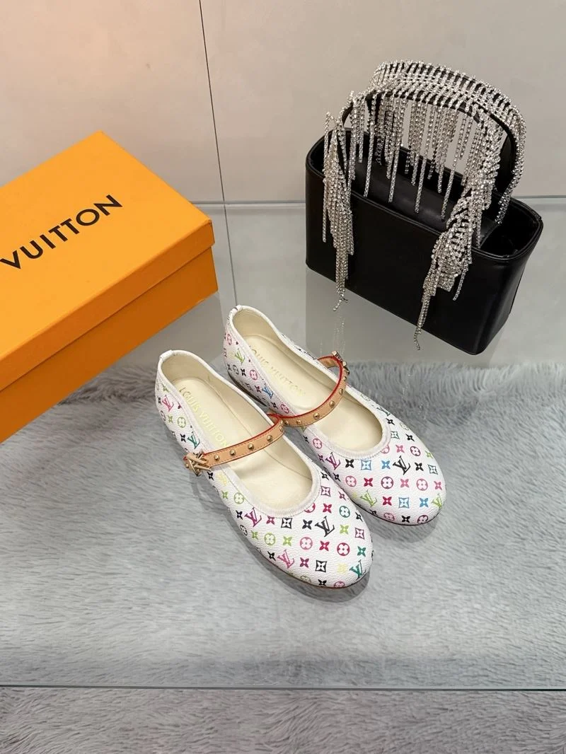 SunProtective Louis Vuitton Flat Shoes 31989