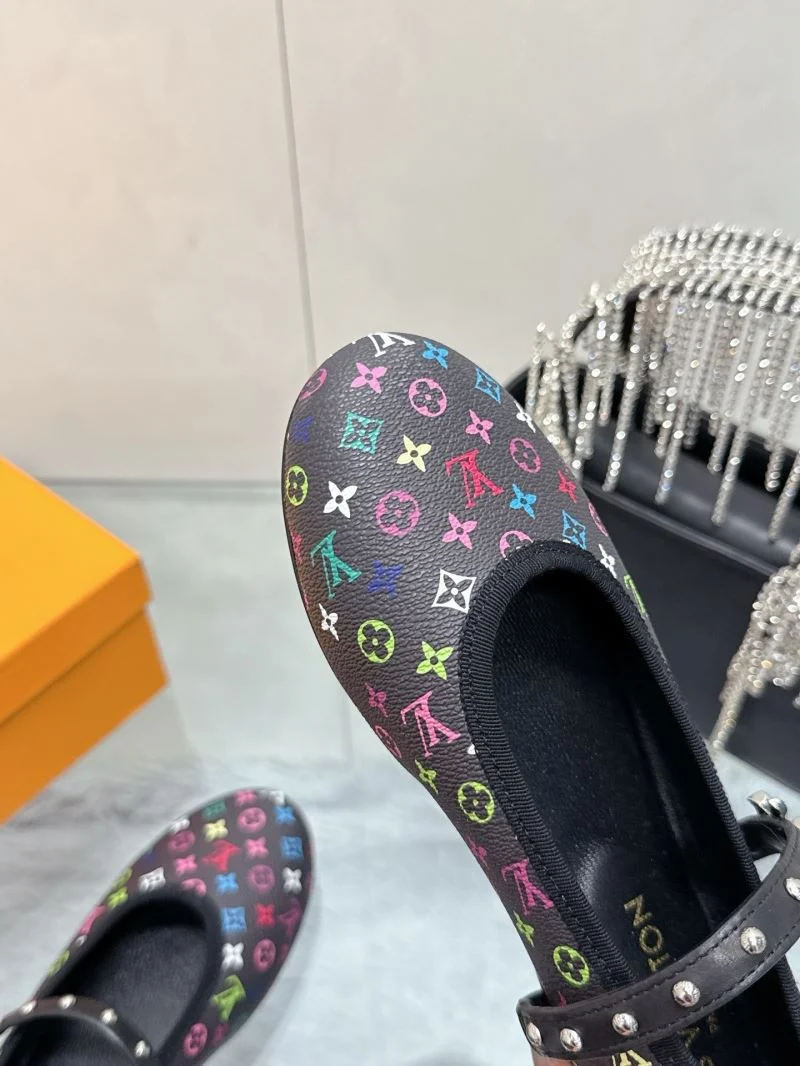 EasyMatch Louis Vuitton Flat Shoes 31982