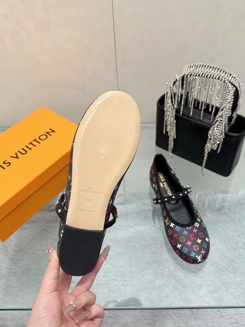 EasyMatch Louis Vuitton Flat Shoes 31982
