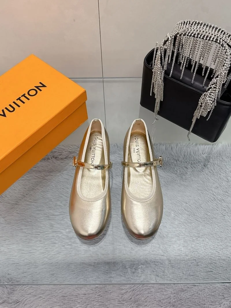 Louis Vuitton Flat Shoes AllSeason 31984