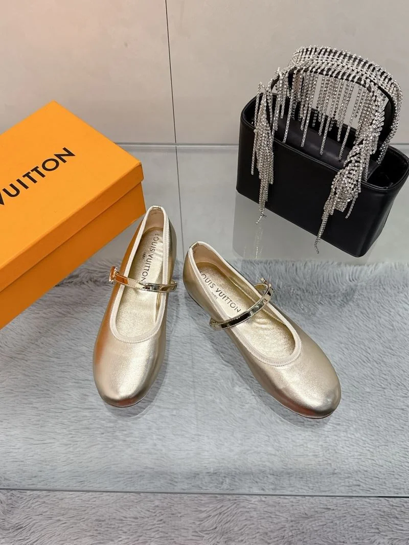 Louis Vuitton Flat Shoes AllSeason 31984