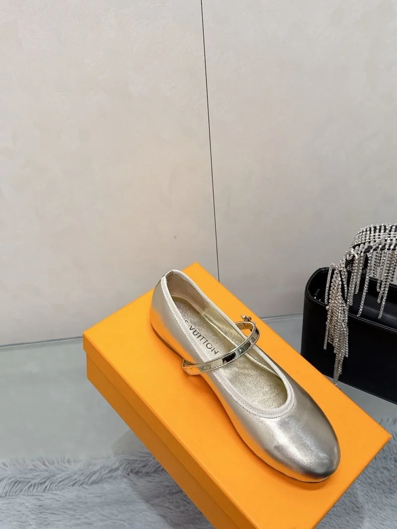 Louis Vuitton Flat Shoes AllSeason 31984