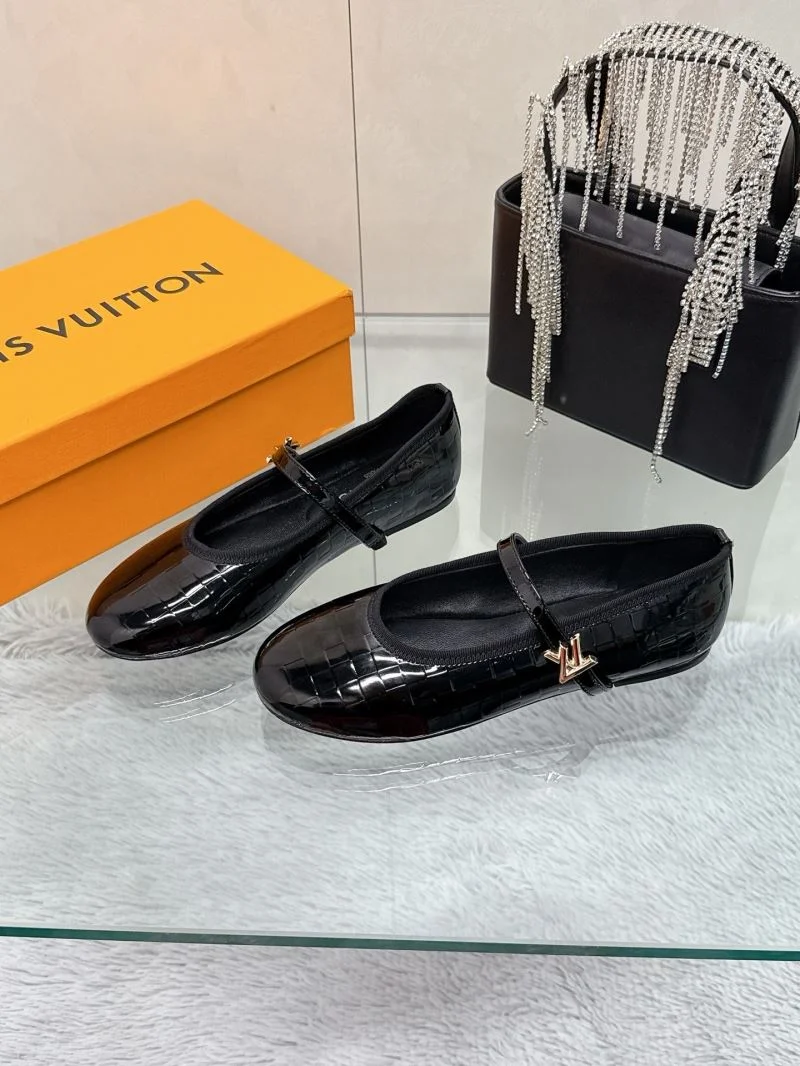 Louis Vuitton Flat Shoes Breathable 31981