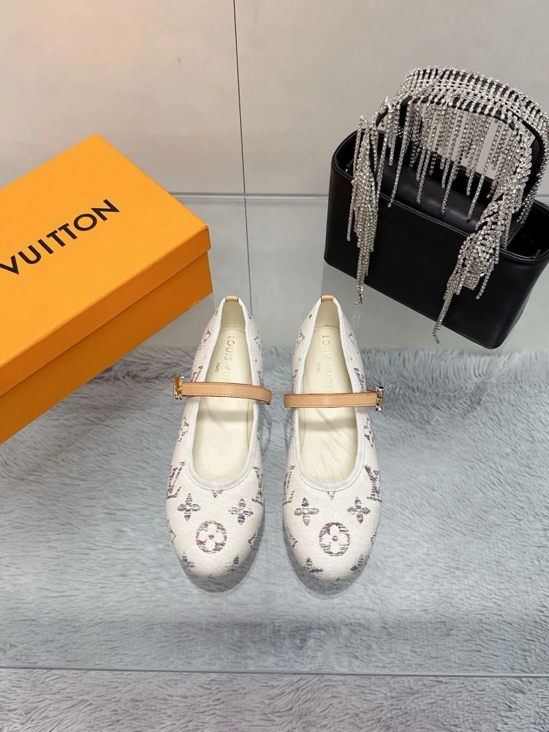 DailyWear Louis Vuitton Flat Shoes 31973