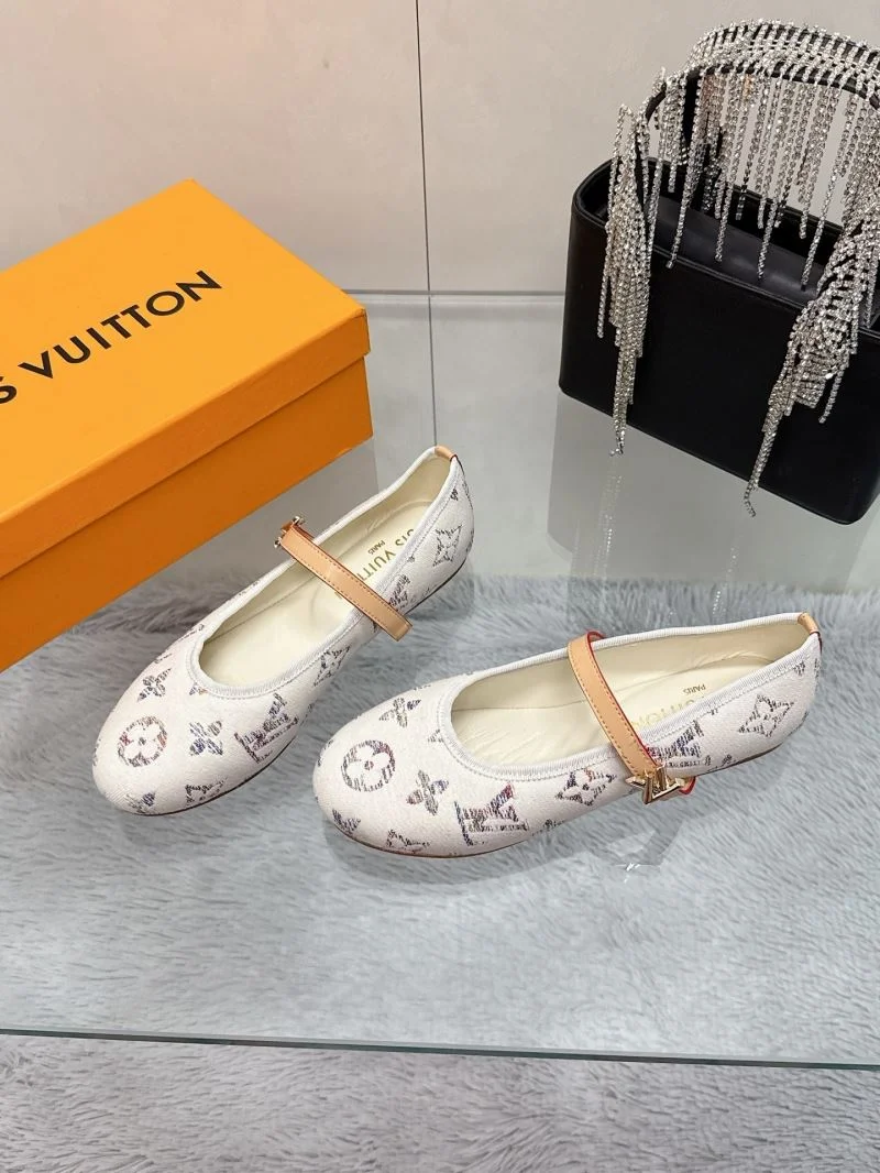 DailyWear Louis Vuitton Flat Shoes 31973