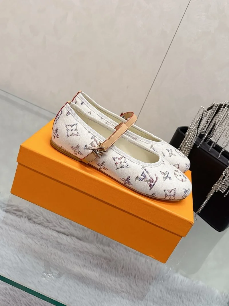 DailyWear Louis Vuitton Flat Shoes 31973