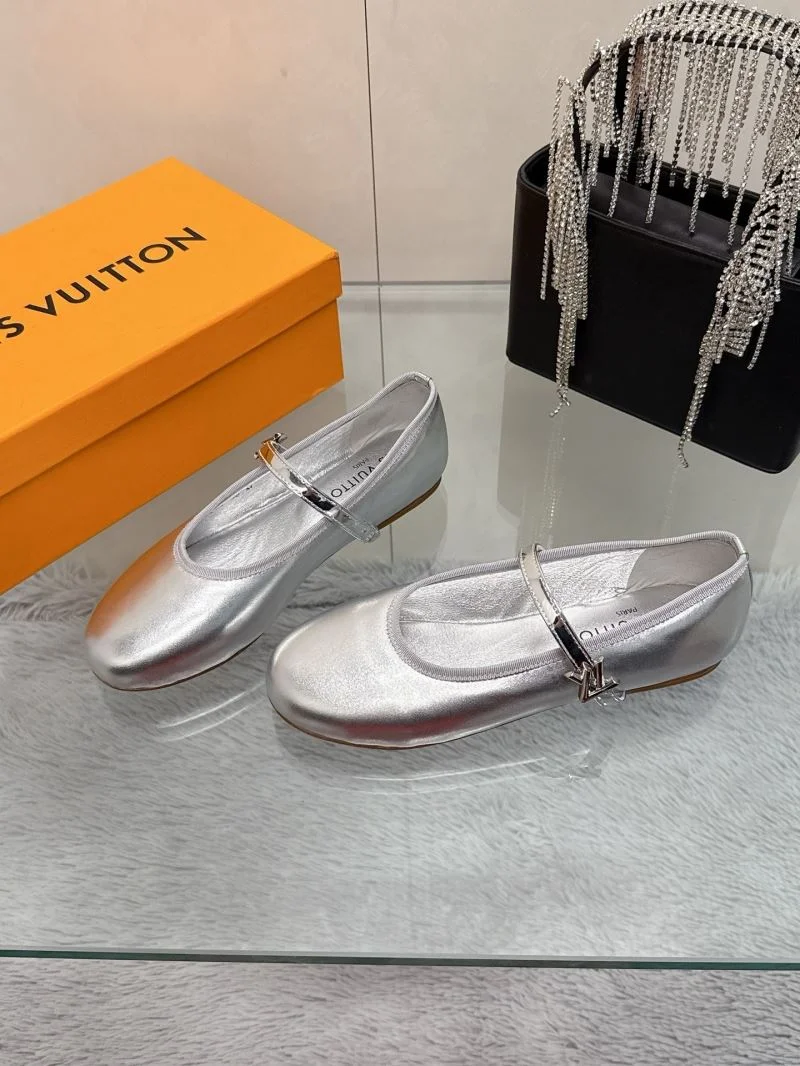 Practical Louis Vuitton Flat Shoes 31993