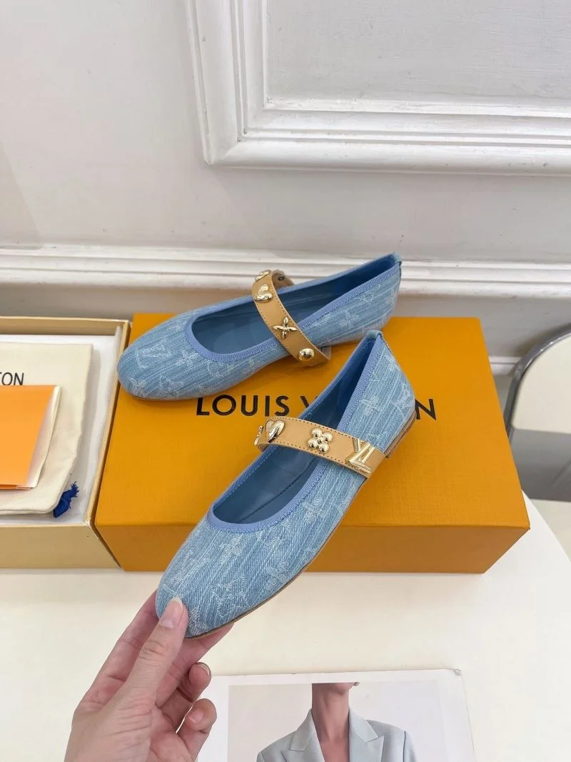 Elegant Louis Vuitton Flat Shoes 31316