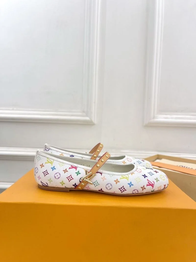 Neat Louis Vuitton Flat Shoes 31315