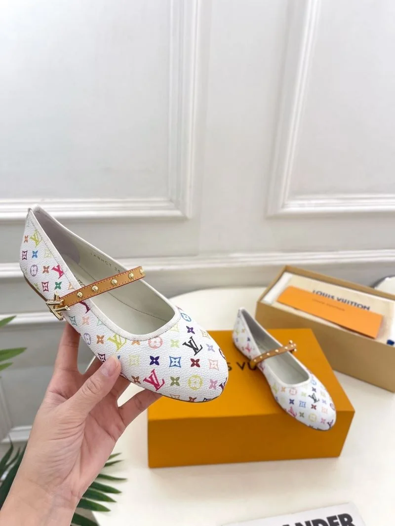 Neat Louis Vuitton Flat Shoes 31315