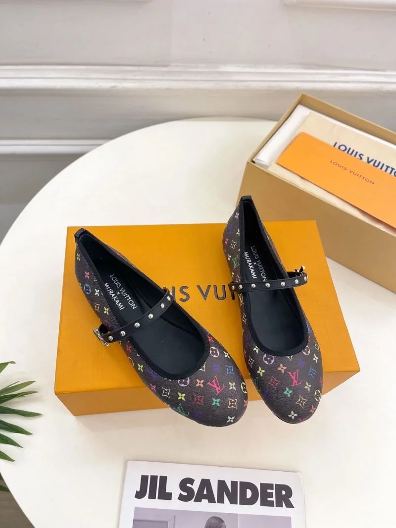 Louis Vuitton Flat Shoes RelaxedFit 31313