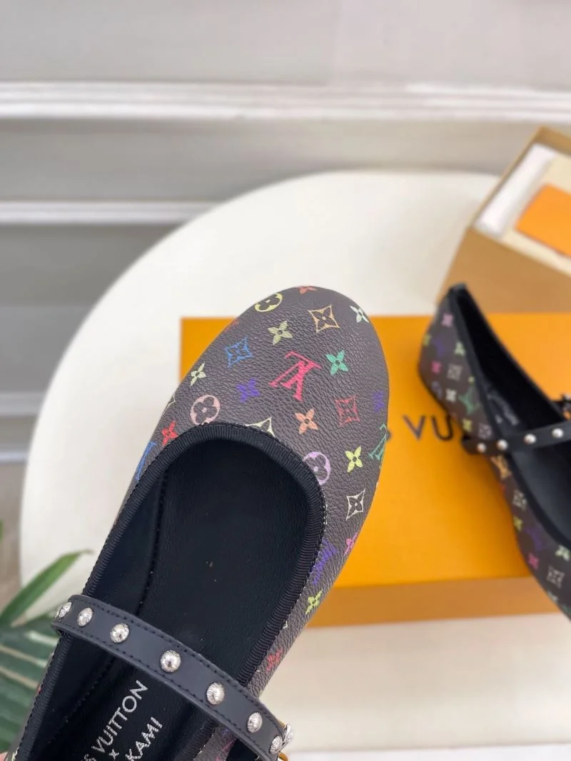 Louis Vuitton Flat Shoes RelaxedFit 31313