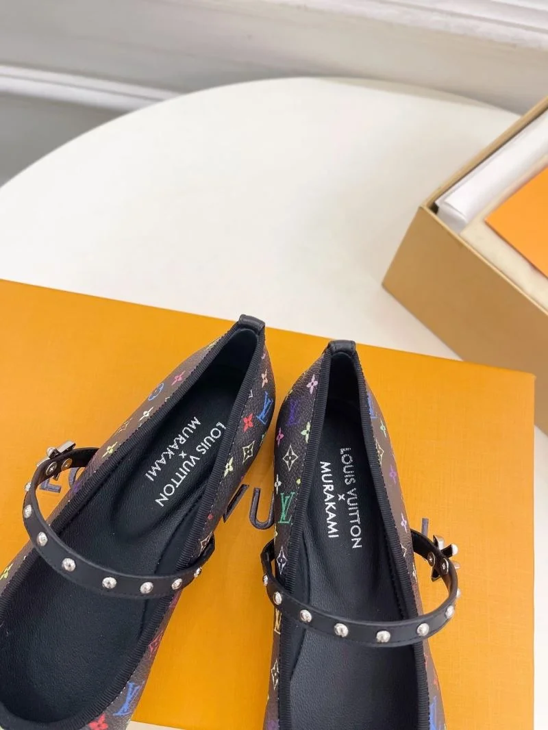Louis Vuitton Flat Shoes RelaxedFit 31313