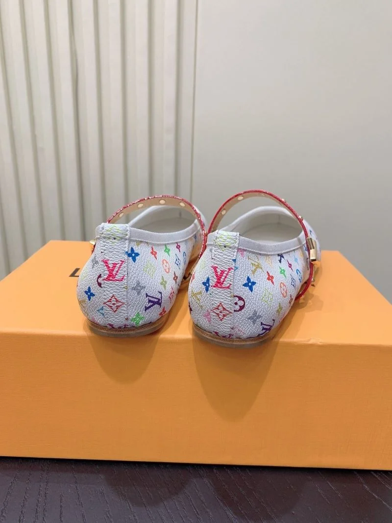 Lightweight Louis Vuitton Flat Shoes 31310
