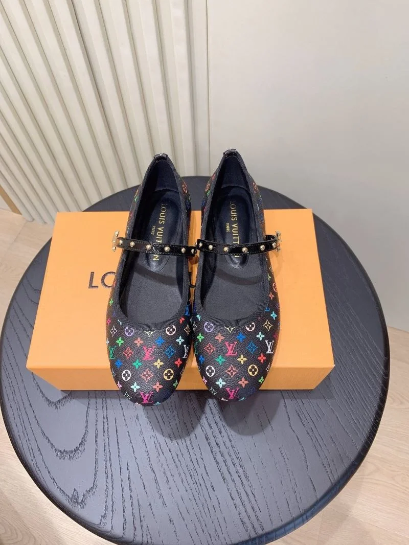 Affordable Louis Vuitton Flat Shoes 31296