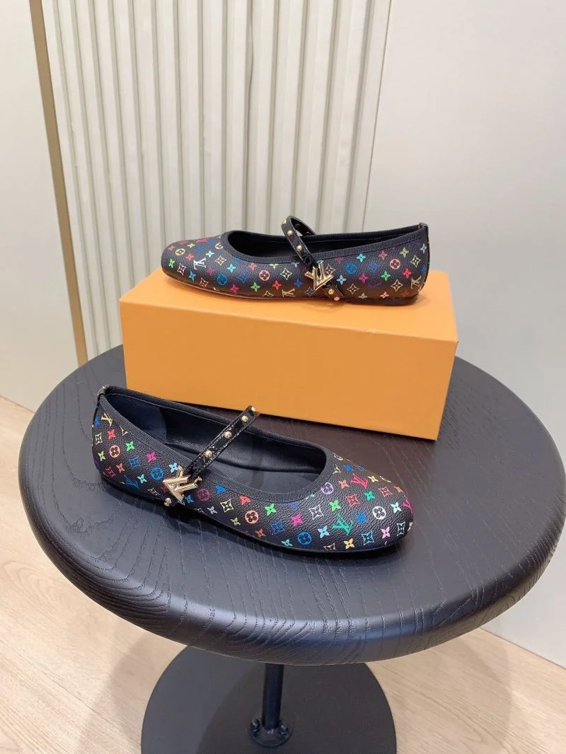 Affordable Louis Vuitton Flat Shoes 31296
