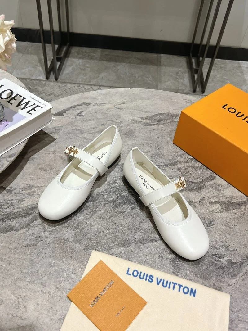 Louis Vuitton Flat Shoes NewStyle 31309