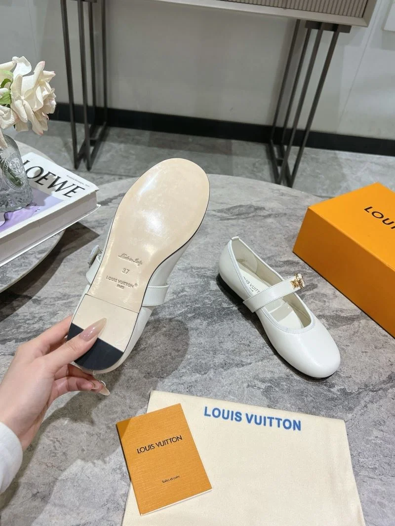 Louis Vuitton Flat Shoes NewStyle 31309