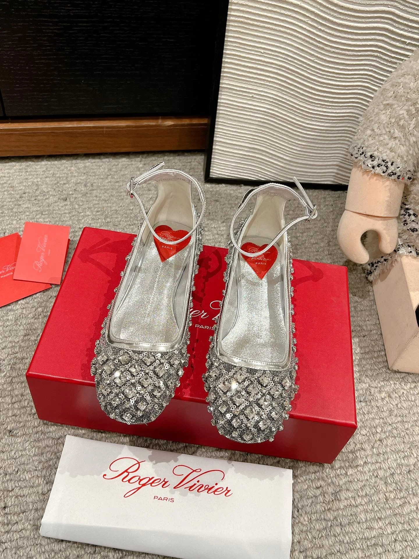 Lightweight Louis Vuitton Flat Shoes 31282