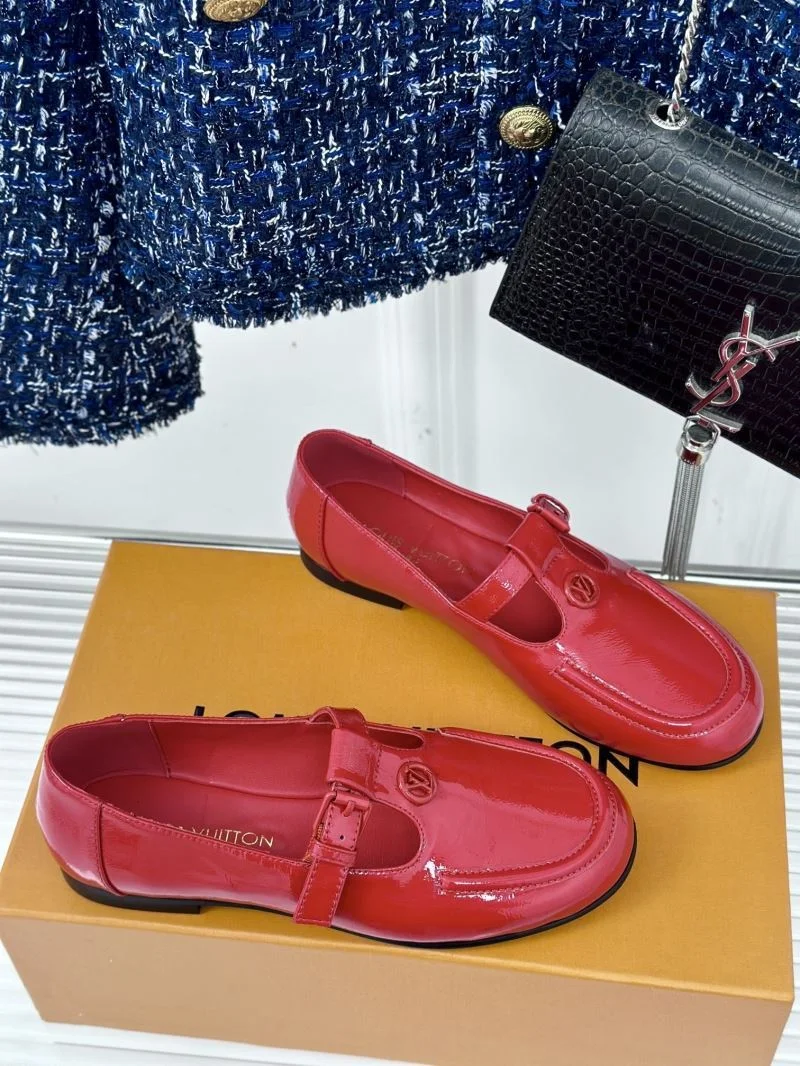 Louis Vuitton Flat Shoes WeatherProof 31302