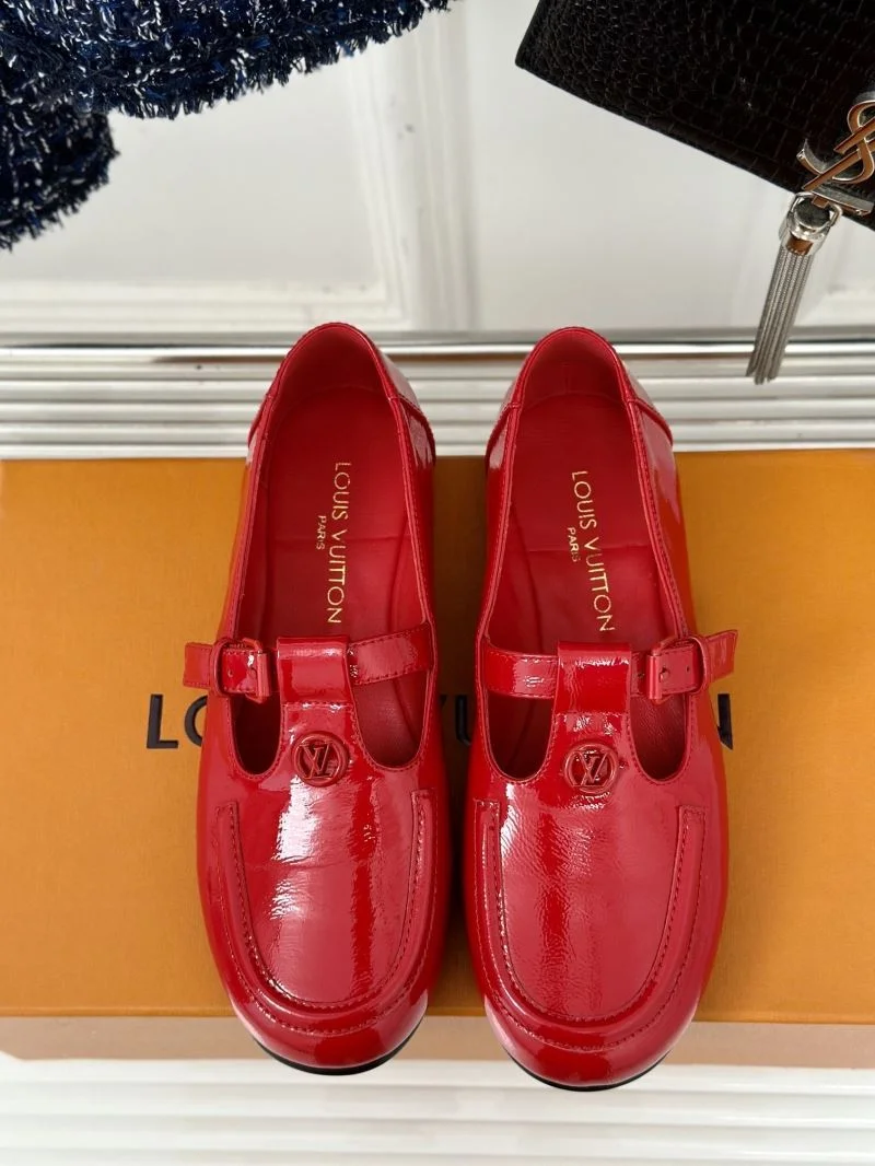 Louis Vuitton Flat Shoes WeatherProof 31302