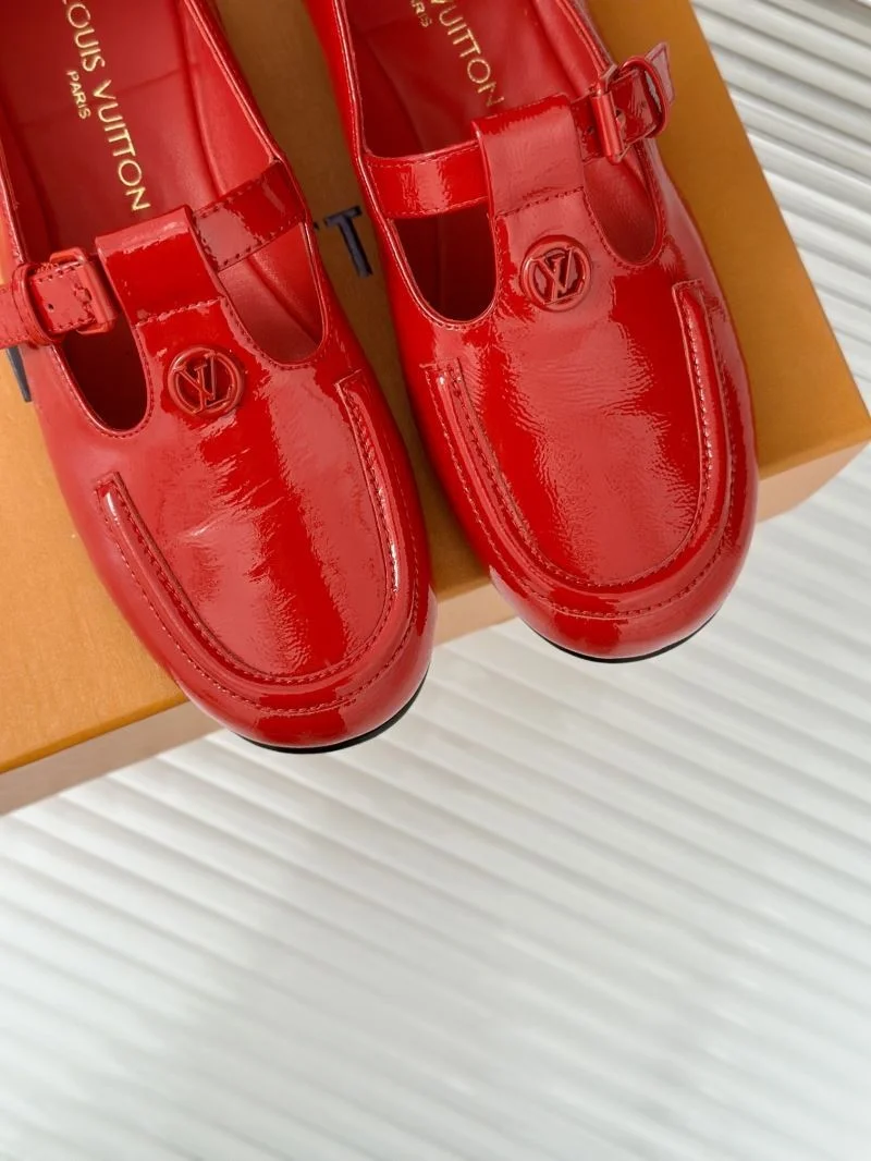 Louis Vuitton Flat Shoes WeatherProof 31302