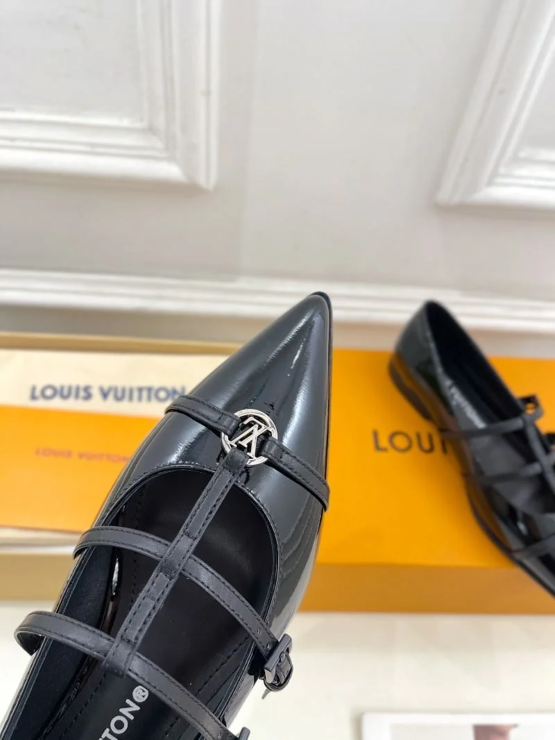 Durable Louis Vuitton Flat Shoes 31289