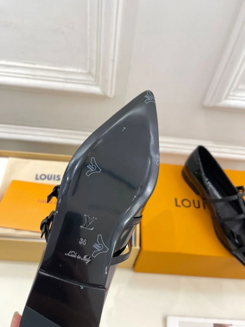 Durable Louis Vuitton Flat Shoes 31289