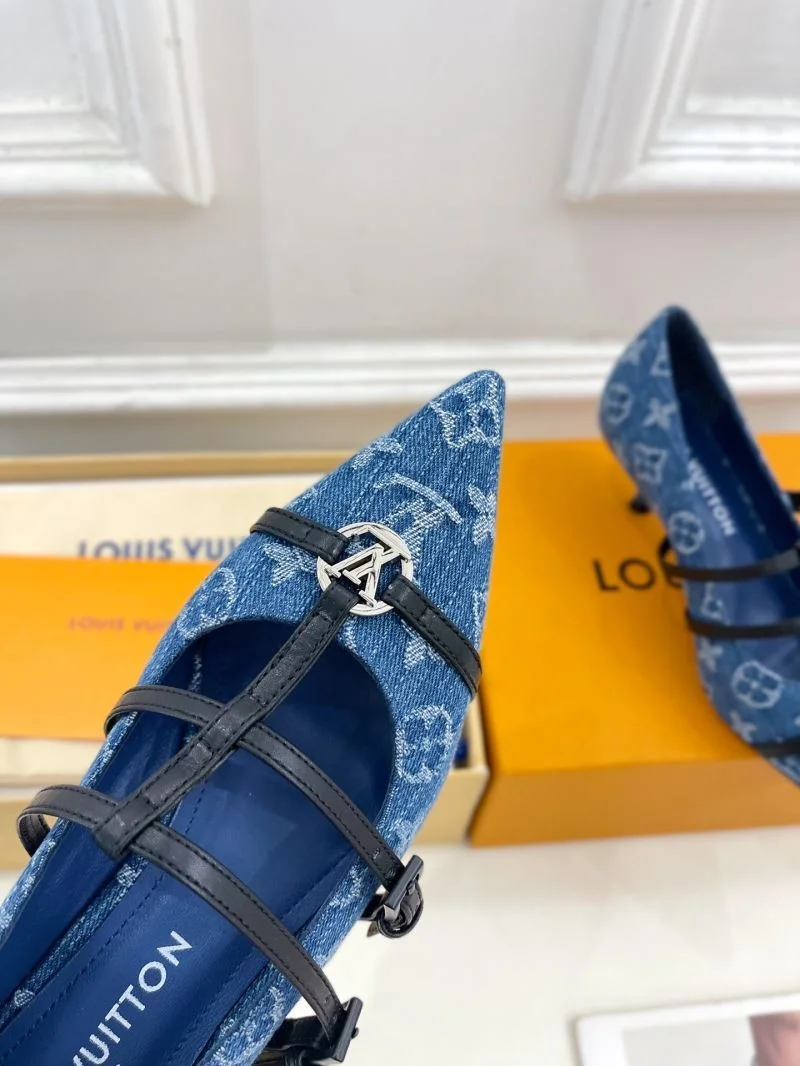 Original Louis Vuitton Flat Shoes 31301