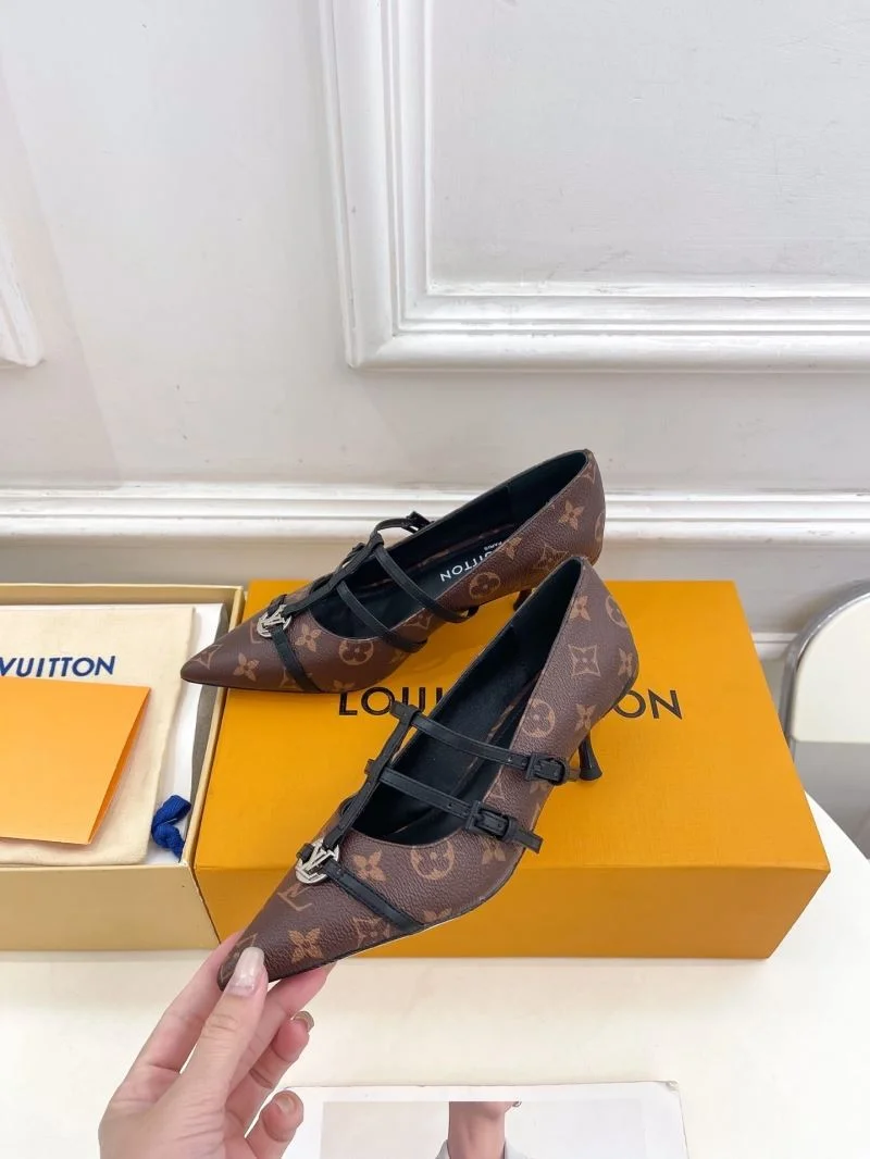 WeatherProof Louis Vuitton Flat Shoes 31279