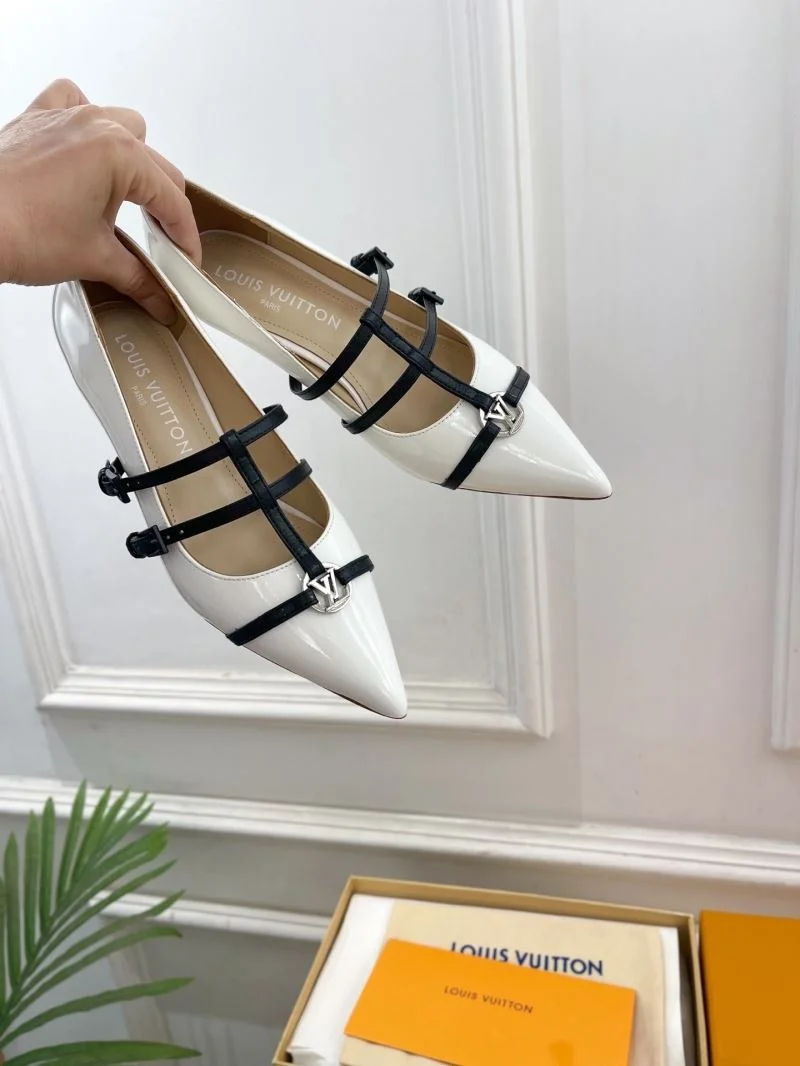 Louis Vuitton Flat Shoes Tailored 31294