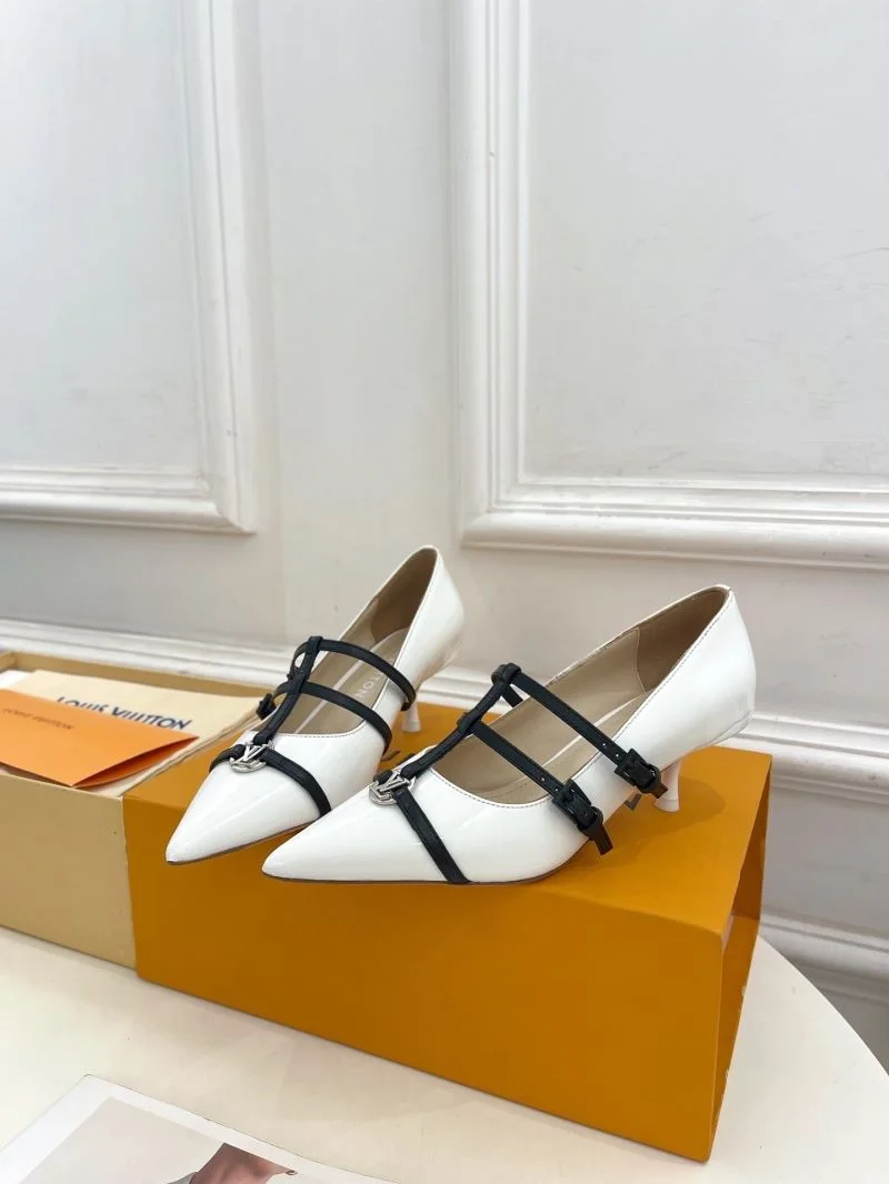 Louis Vuitton Flat Shoes Tailored 31294