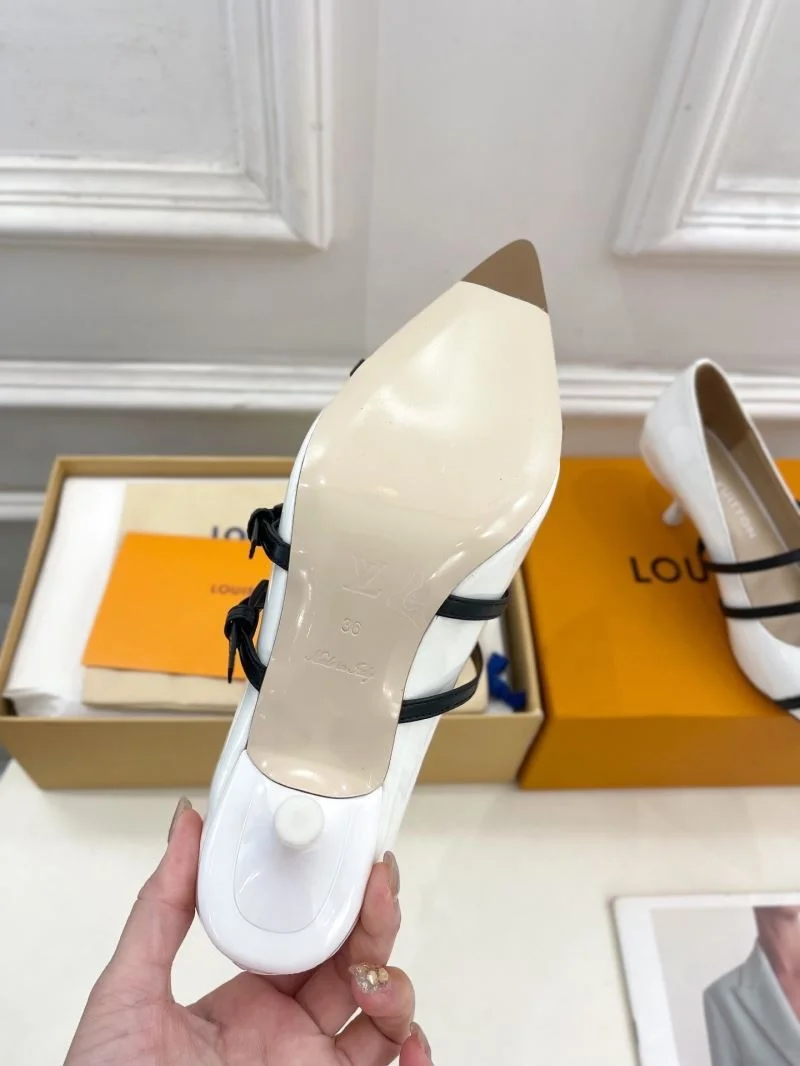 Louis Vuitton Flat Shoes Tailored 31294