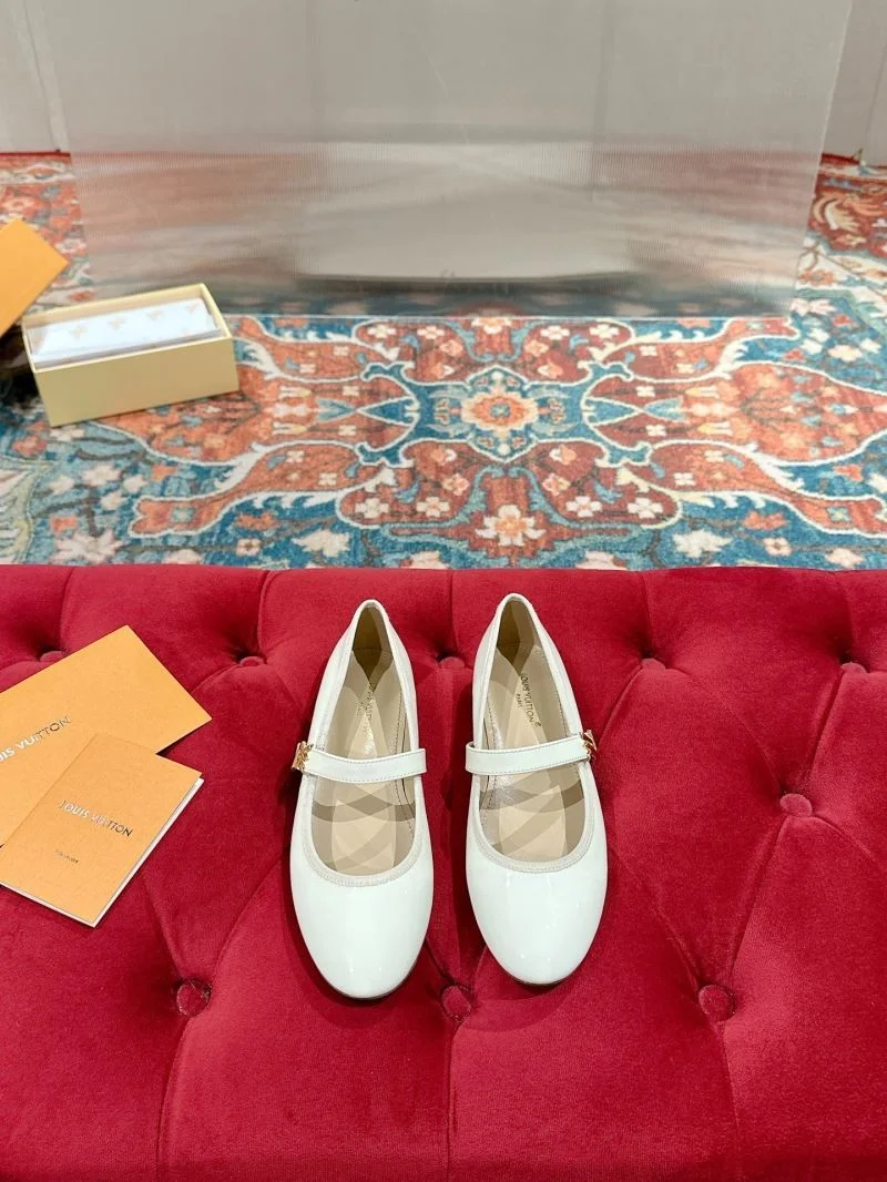 StreetReady Louis Vuitton Flat Shoes 31280