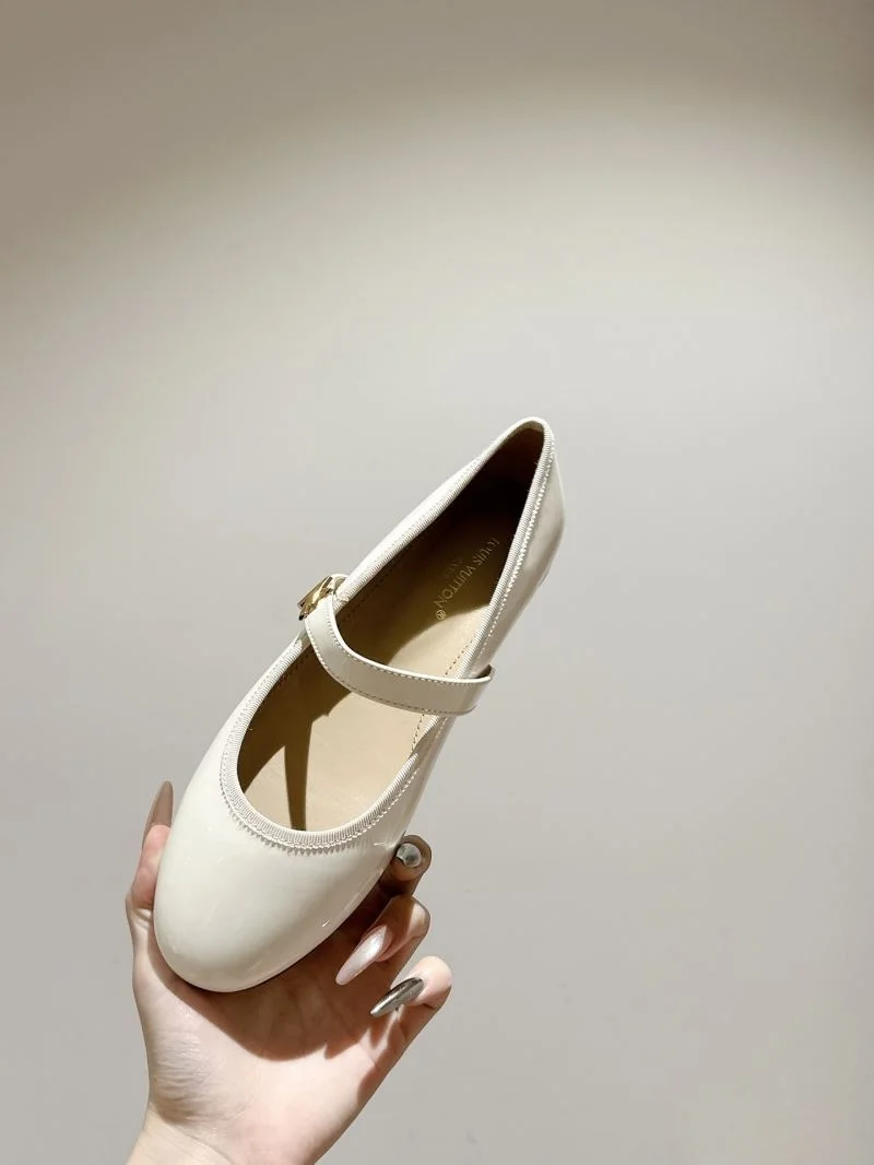 StreetReady Louis Vuitton Flat Shoes 31280