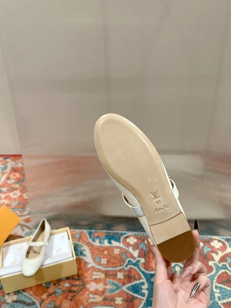 StreetReady Louis Vuitton Flat Shoes 31280