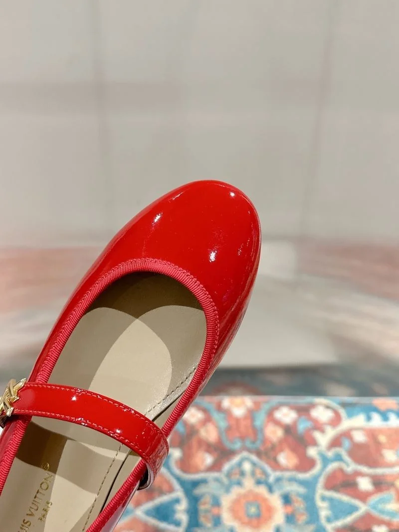 Louis Vuitton Flat Shoes Breathable 31277
