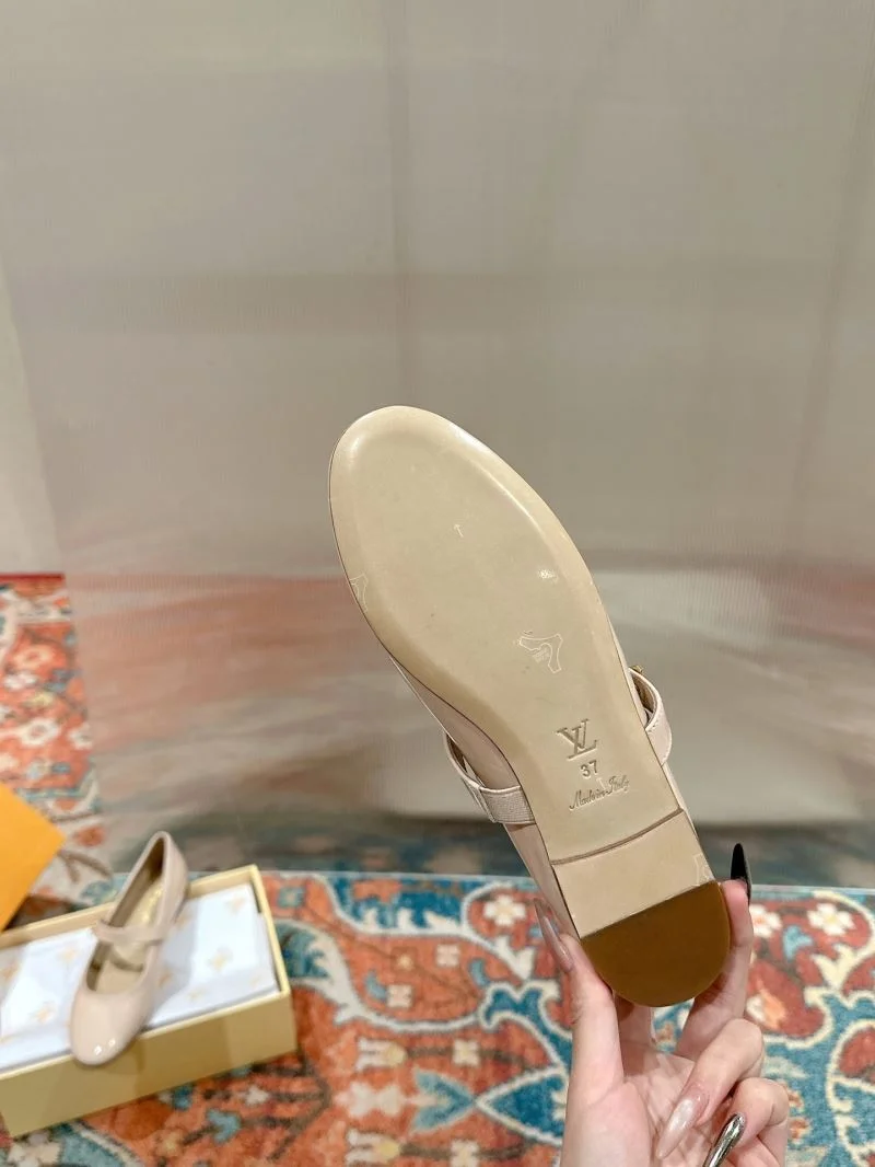 Louis Vuitton Flat Shoes SmartChoice 31275