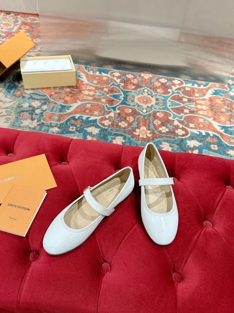 Louis Vuitton Flat Shoes SportInspired 31252