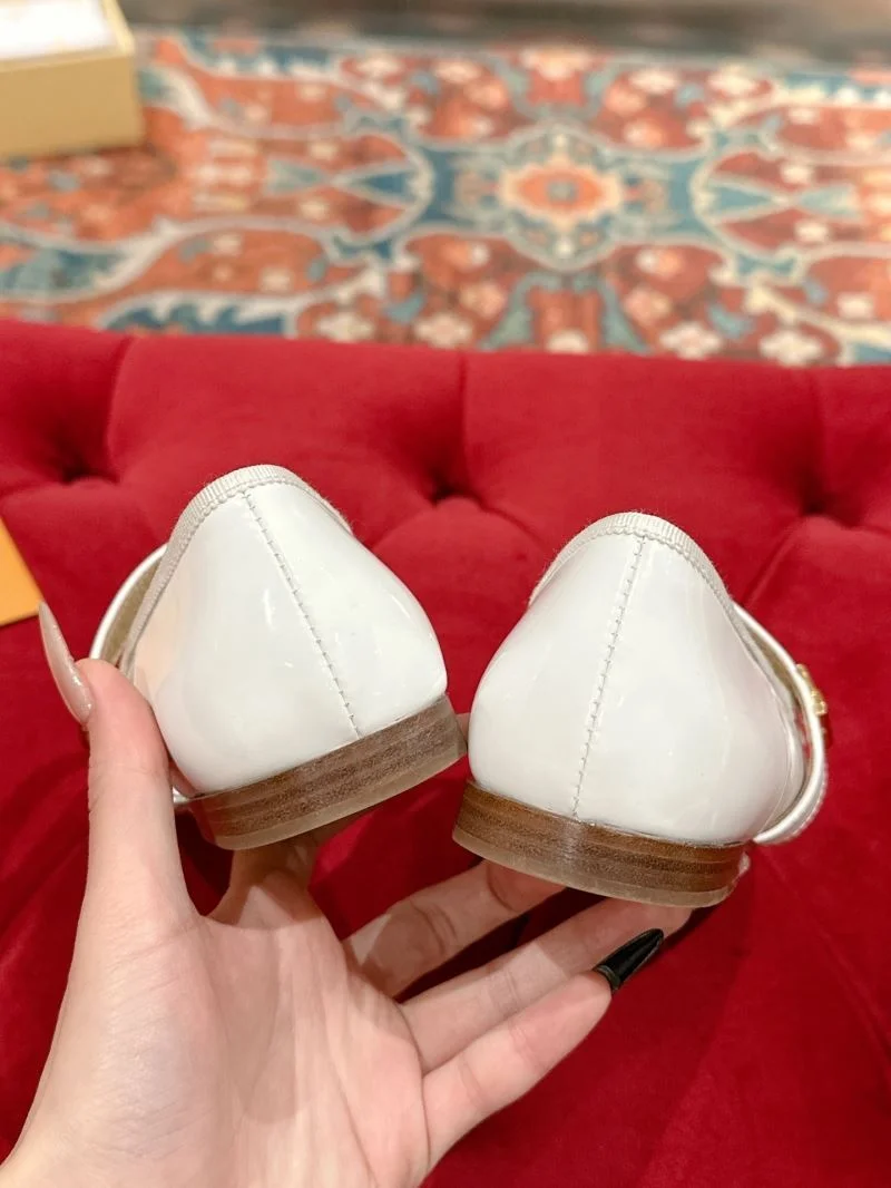 Louis Vuitton Flat Shoes SportInspired 31252