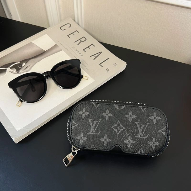 Louis Vuitton Glass Boxes Flexible 262831
