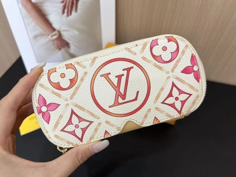 Louis Vuitton Glass Boxes Colorful 262822