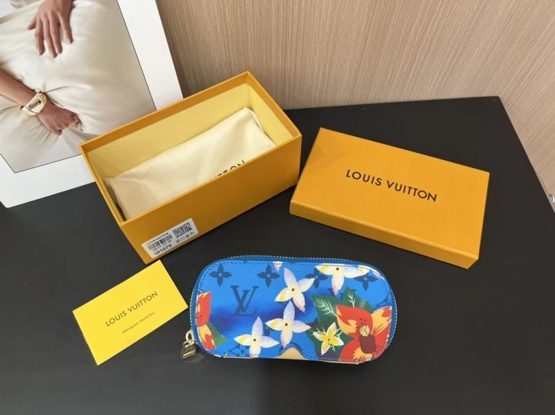 Comfortable Louis Vuitton Glass Boxes 262808