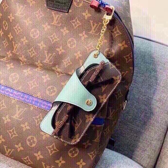 Versatile Louis Vuitton Glass Boxes 262802