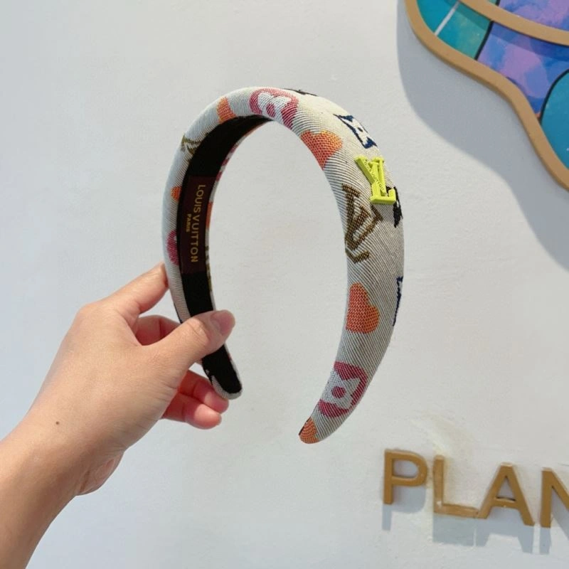 Chic Louis Vuitton Hair Hoop 263517