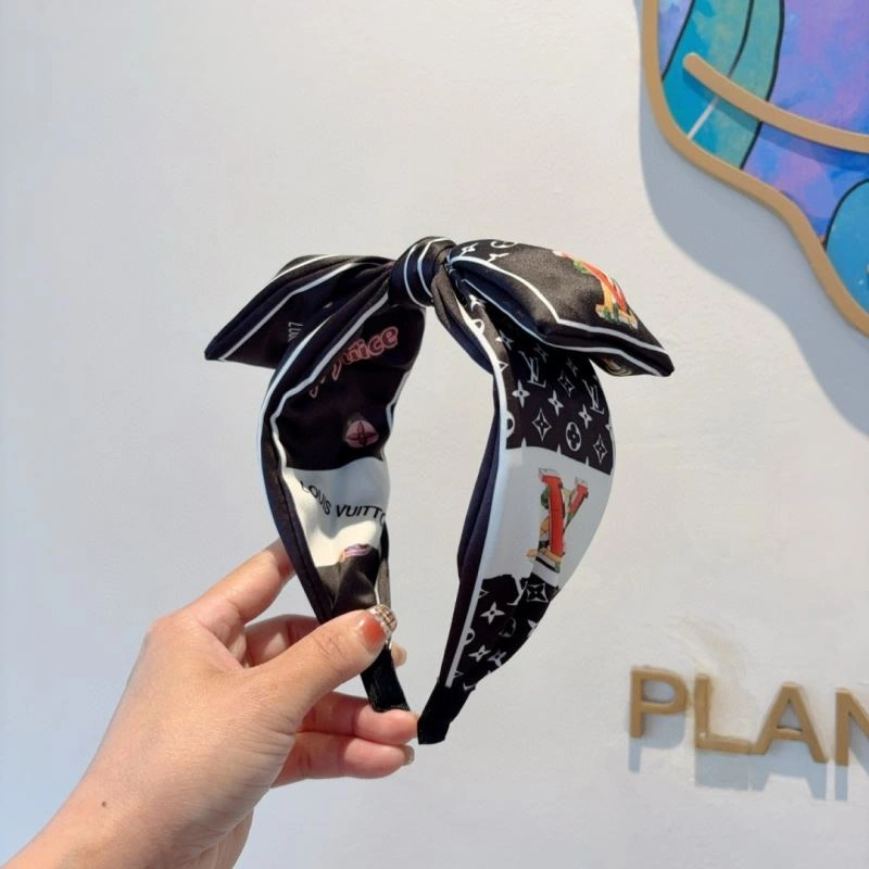 TechFriendly Louis Vuitton Hair Hoop 262965