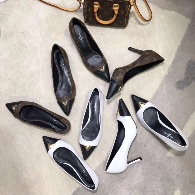 Louis Vuitton Heeled Shoes TimelessDesign 32380