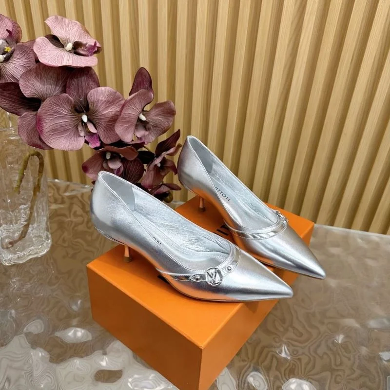 Louis Vuitton Heeled Shoes Sporty 32372