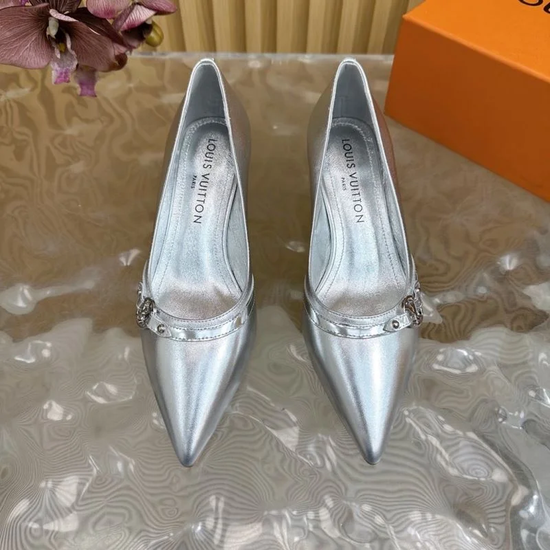 Louis Vuitton Heeled Shoes Sporty 32372