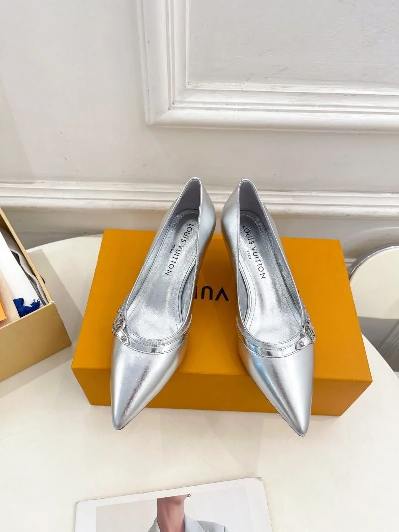 Lightweight Louis Vuitton Heeled Shoes 32360